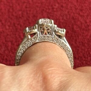 A Trio of Radiance: The 14k White Gold Diamond Ring